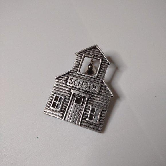 Metal School House With Bell Brooch - Picture 1 of 8